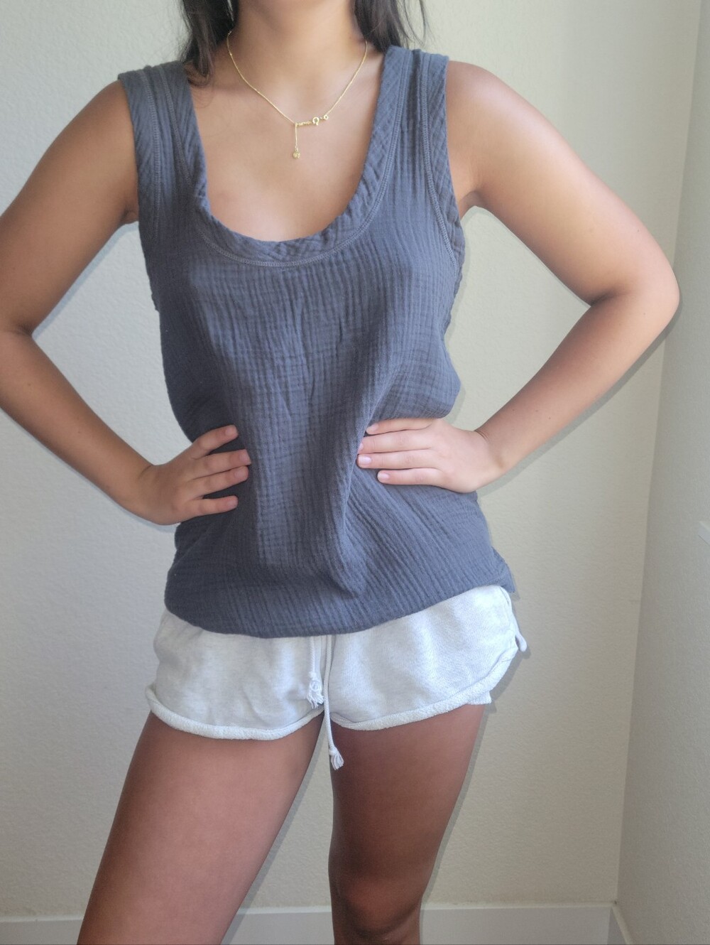 Faherty Dream Cotton Gauze Scoop Neck Tank in Washed Black Charcoal Gray Size XS